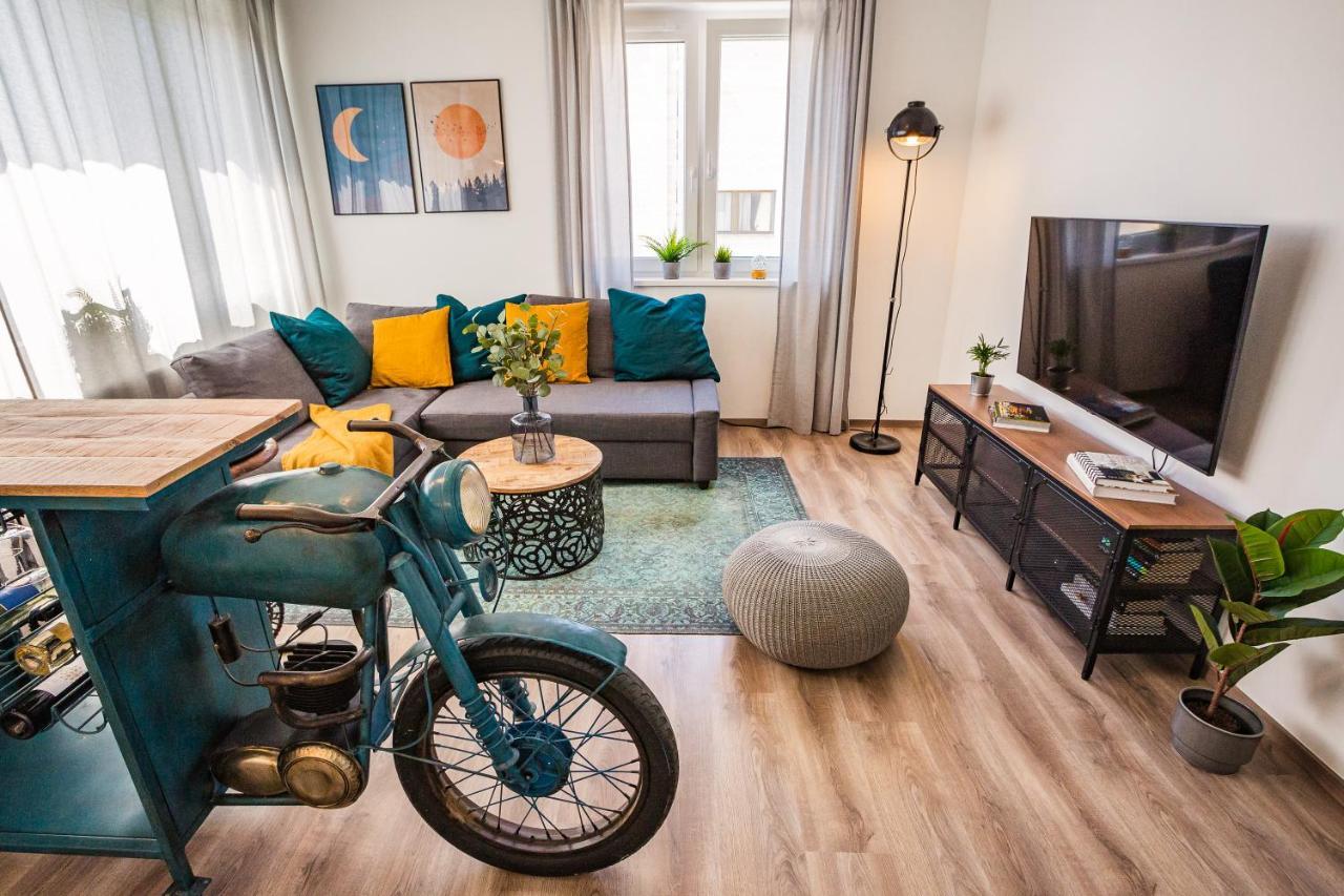 Stylish Oasis Central Apartment With Ac And Parking Budapest Exterior foto